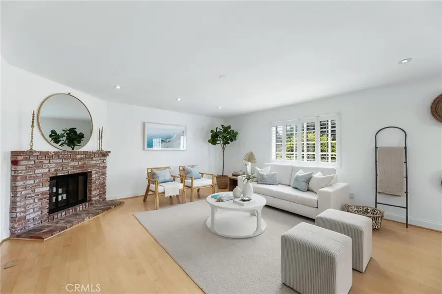 1421 12th Street #1, Manhattan Beach, CA 90266 - Image #3