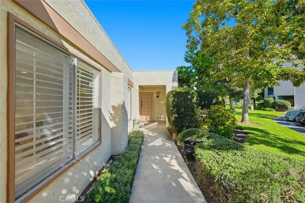 5512 W Paseo Del Lago #C, Laguna Woods, CA 92637 - Image #1