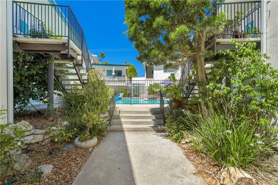 7749 Saint Bernard Street, Playa Del Rey, CA 90293 - Image #2