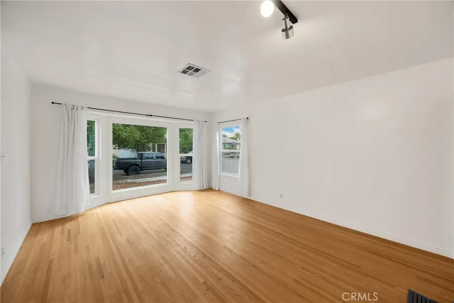 8828 Zeiler, Arleta, CA 91331 - #3