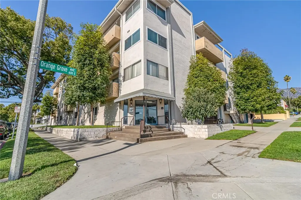 601 E Orange Grove #106, Burbank, CA 91501 - Image #1