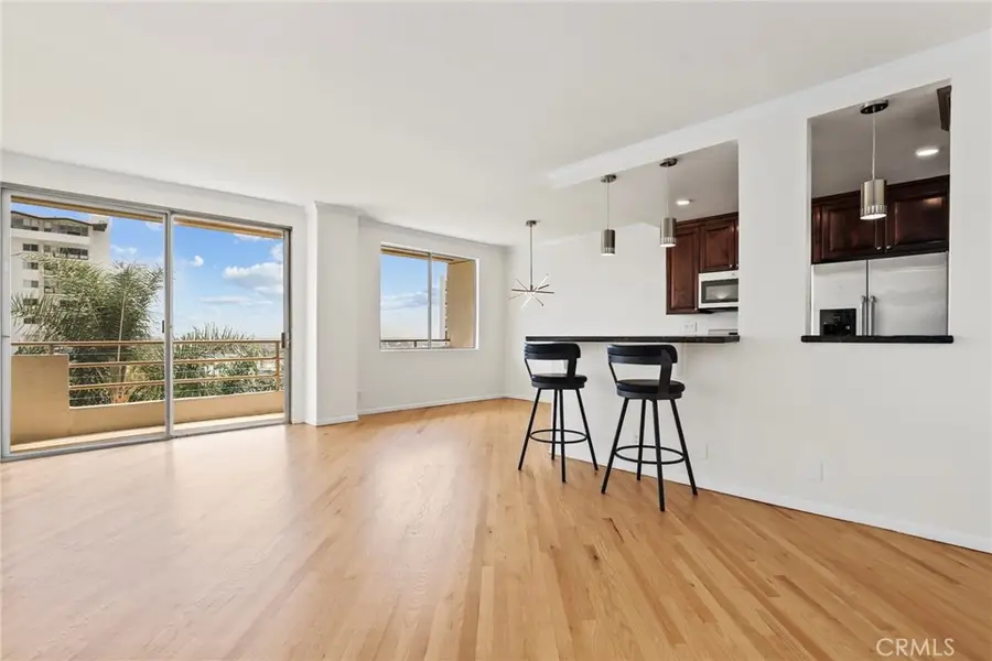 1131 Alta Loma Road #527, West Hollywood, CA 90069 - Image #2