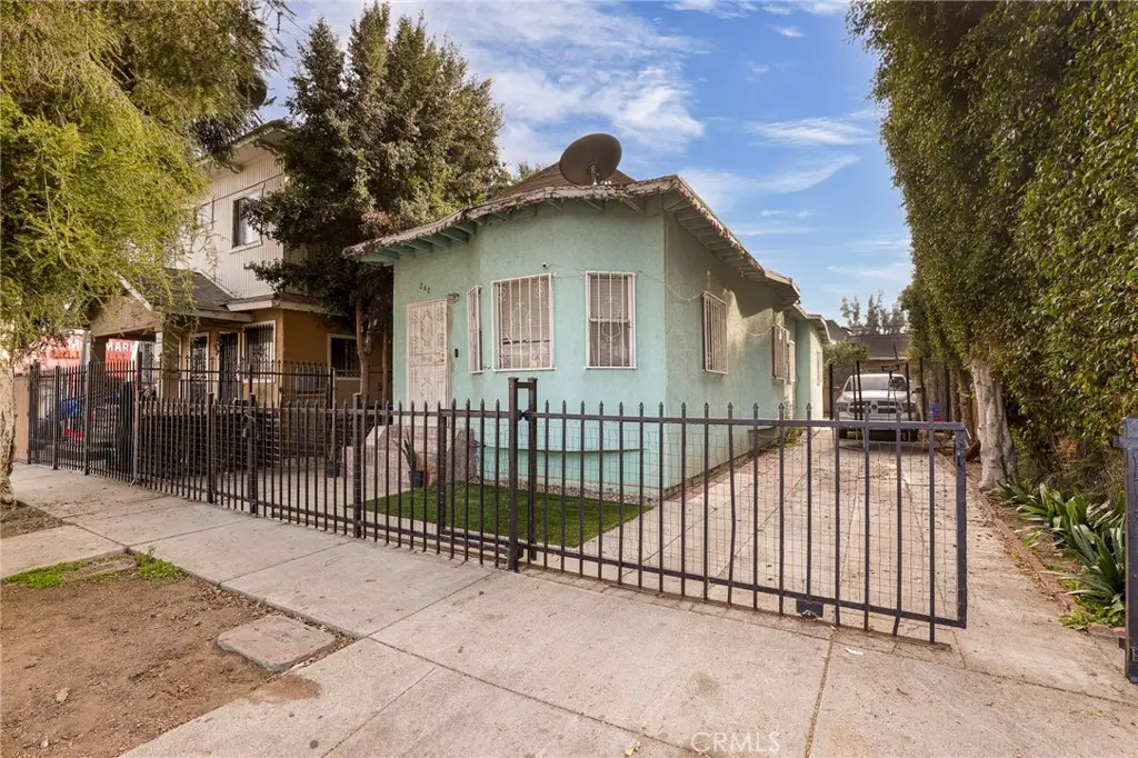 240 E 56th Street, Los Angeles, CA 90011 - Image #1