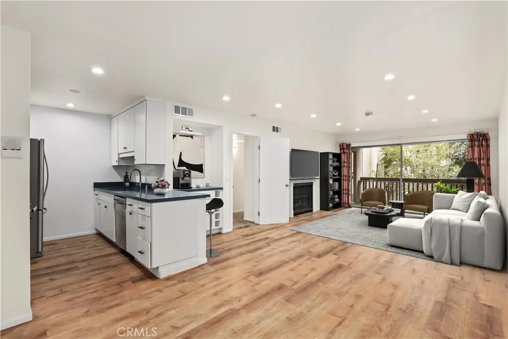 5202 Raintree Circle, Culver City, CA 90230 - Image #1