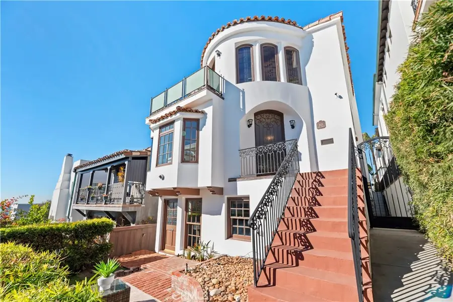 225 24th Street, Manhattan Beach, CA 90266 - Image #2