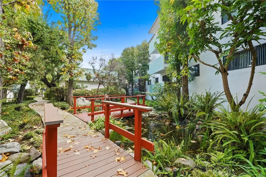 5000 S Centinela #101, Los Angeles, CA 90066 - #2