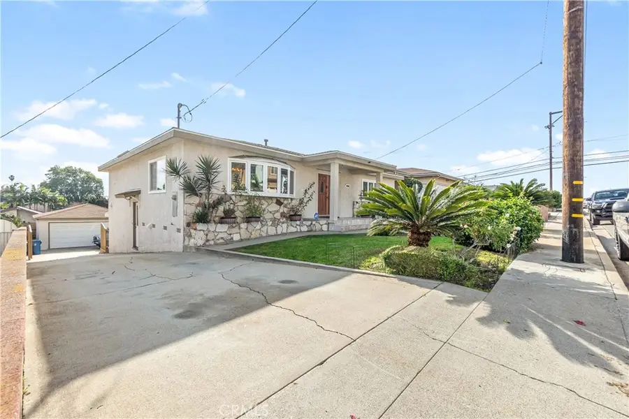 4580 W 132nd Street, Hawthorne, CA 90250 - #2
