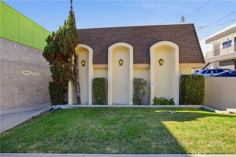 2121 Pacific Coast Highway, Hermosa Beach, CA 90254 - Image #2