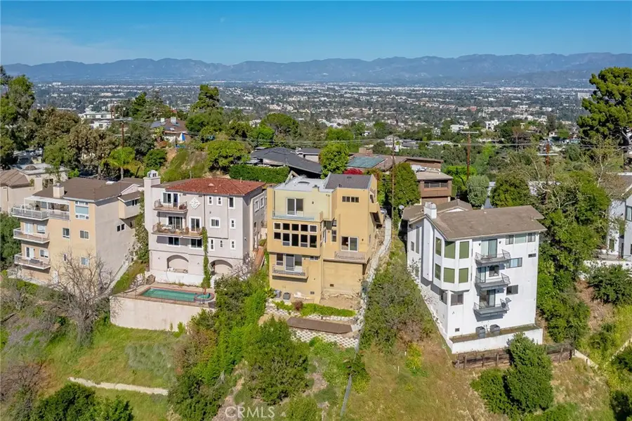 3671 Alta Mesa, Studio City, CA 91604 - #2