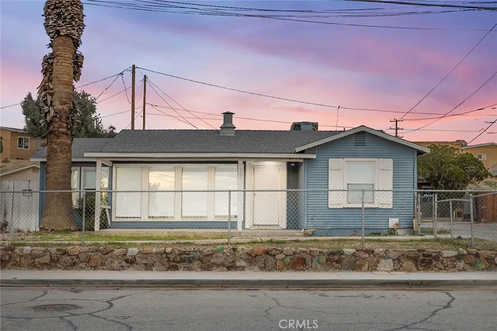 127 May Avenue, Barstow, CA 92311 - #1