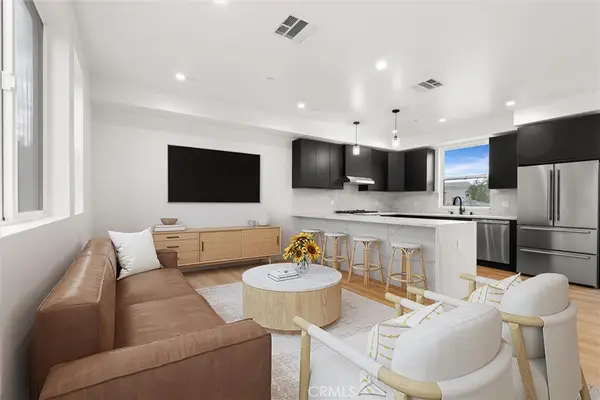 11408 W Calvert Street, North Hollywood, CA 91606