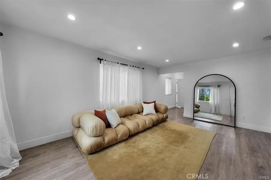 354 E 111th Street, Los Angeles, CA 90061 - Image #3