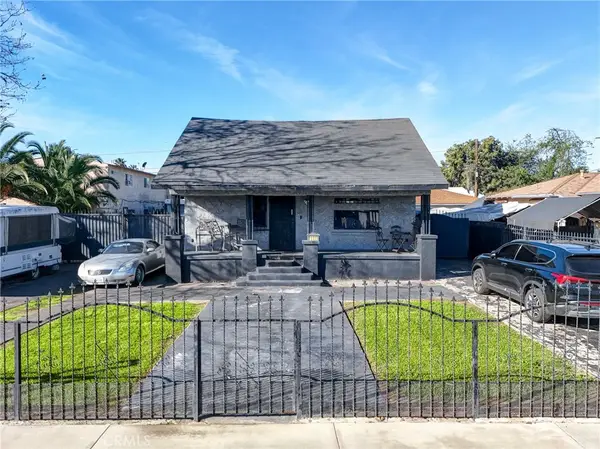 11113 Berendo Avenue, Los Angeles, CA 90044