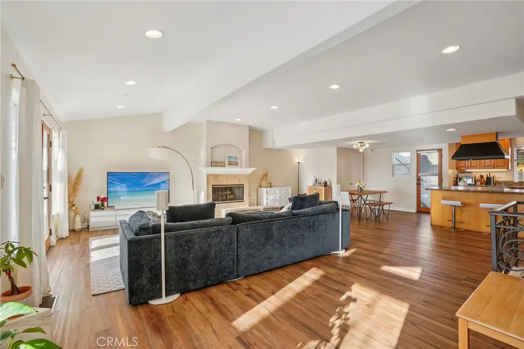 168 Ardmore Avenue, Hermosa Beach, CA 90254 - #1