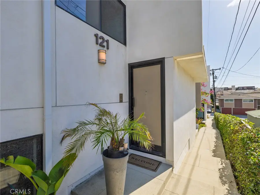 121 E Walnut Avenue, El Segundo, CA 90245 - #2