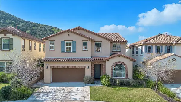 28217 Nield Court, Saugus, CA 91350