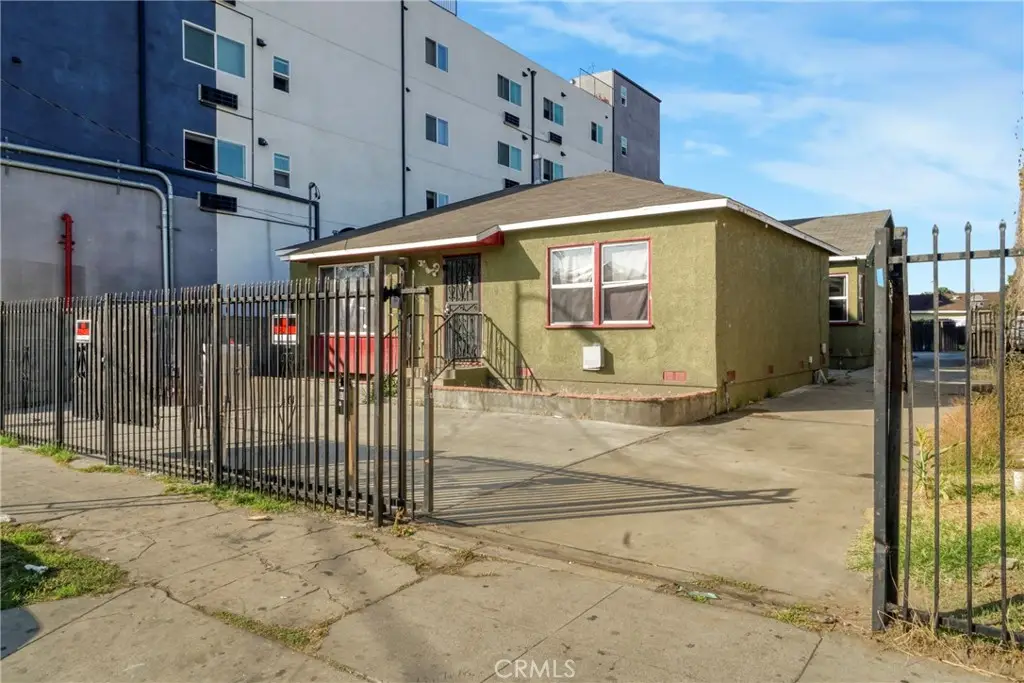 10807 Compton Avenue, Los Angeles, CA 90059 - #1