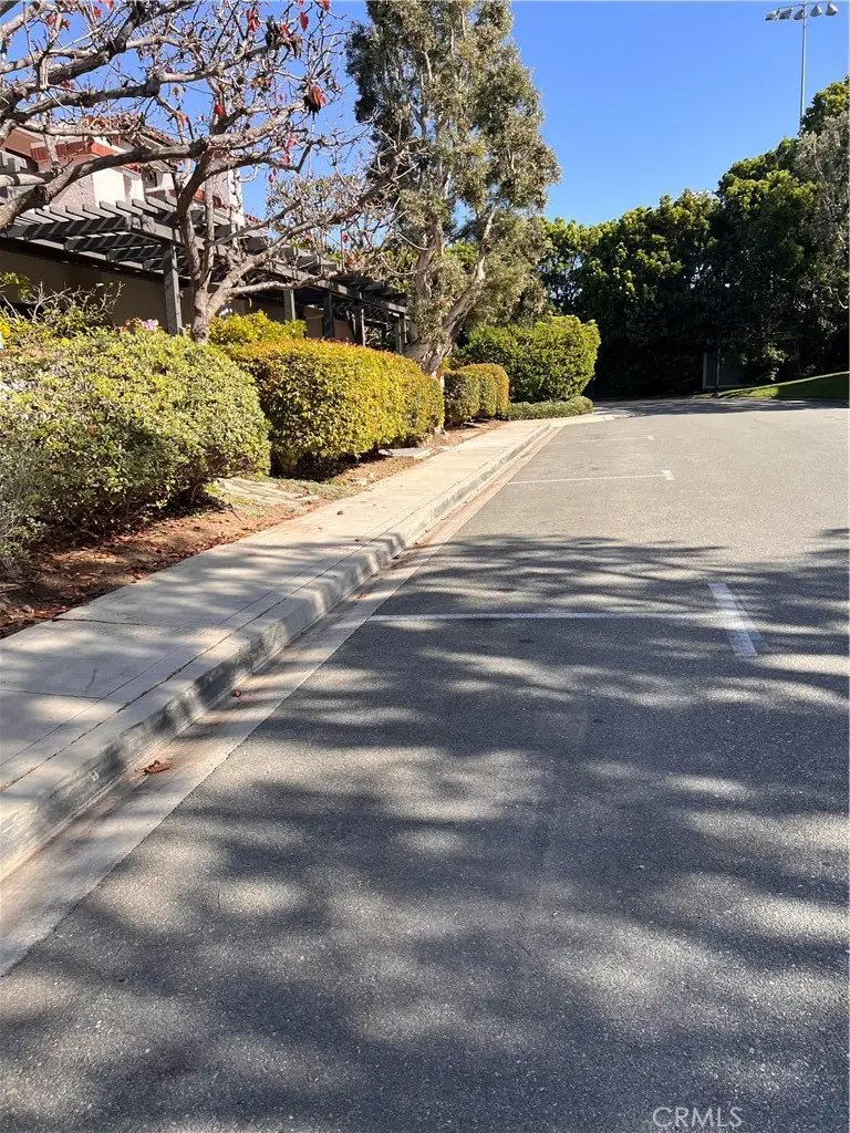 11 Cordoba Court, Manhattan Beach, CA 90266 - #3