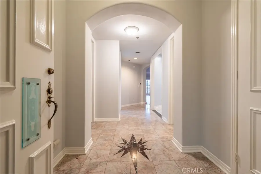 120 S Palm #101, Beverly Hills, CA 90212 - #2