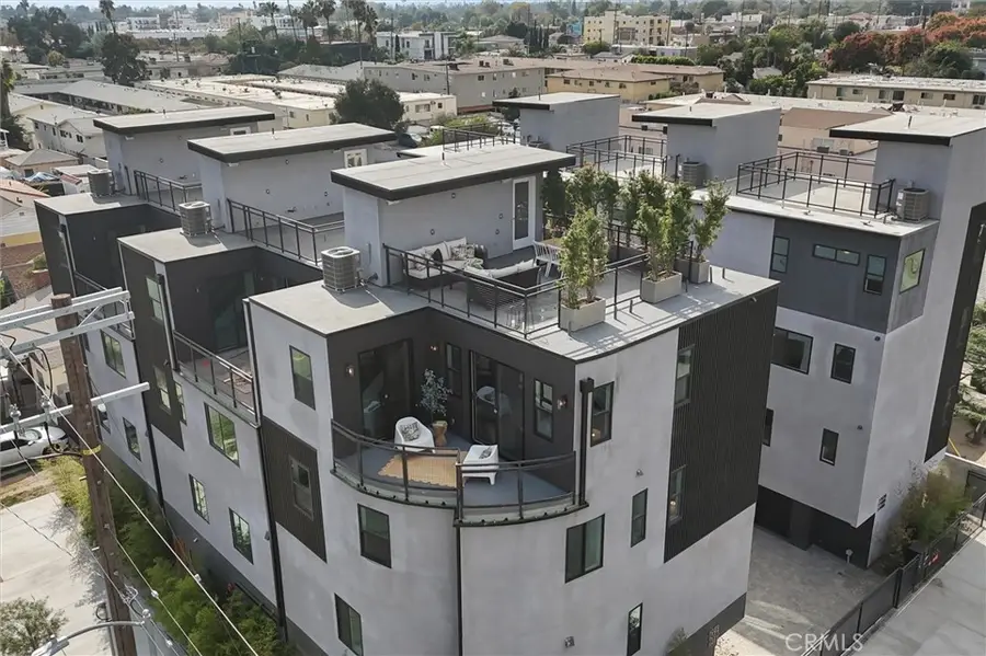 6051 N Tujunga Avenue, North Hollywood, CA 91606 - #3