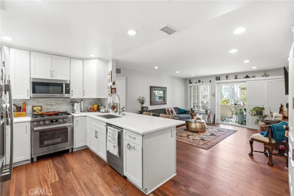 3860 Amberly #F, Inglewood, CA 90305 - #1