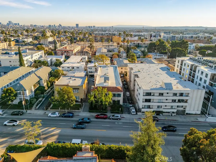 5424 Franklin Avenue, Los Angeles, CA 90027 - #2