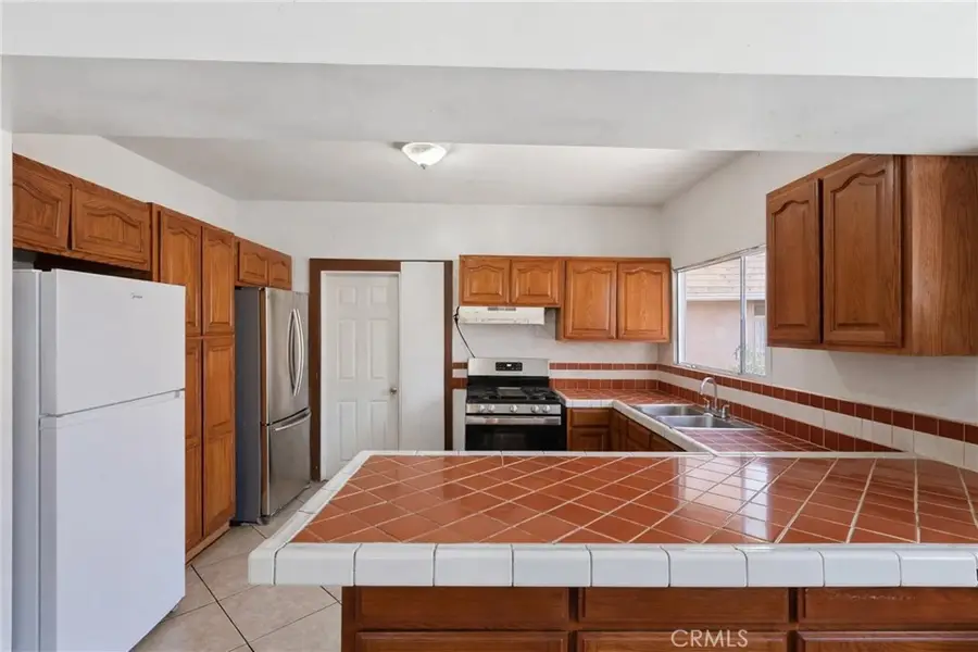 910 E 19th Street, Long Beach, CA 90806 - #3