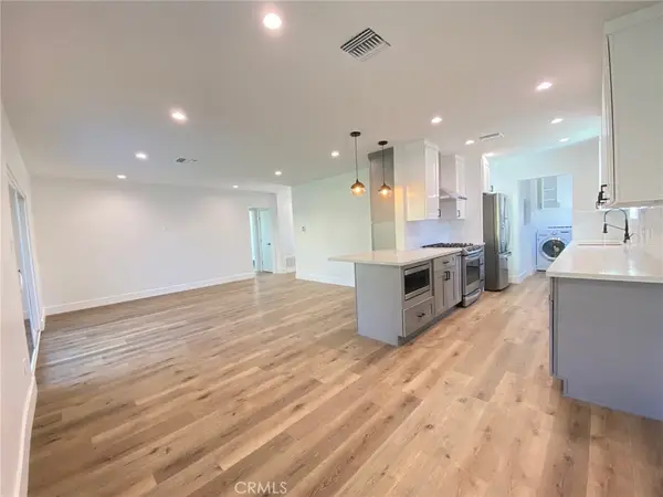 8045 Darby, Reseda, CA 91335