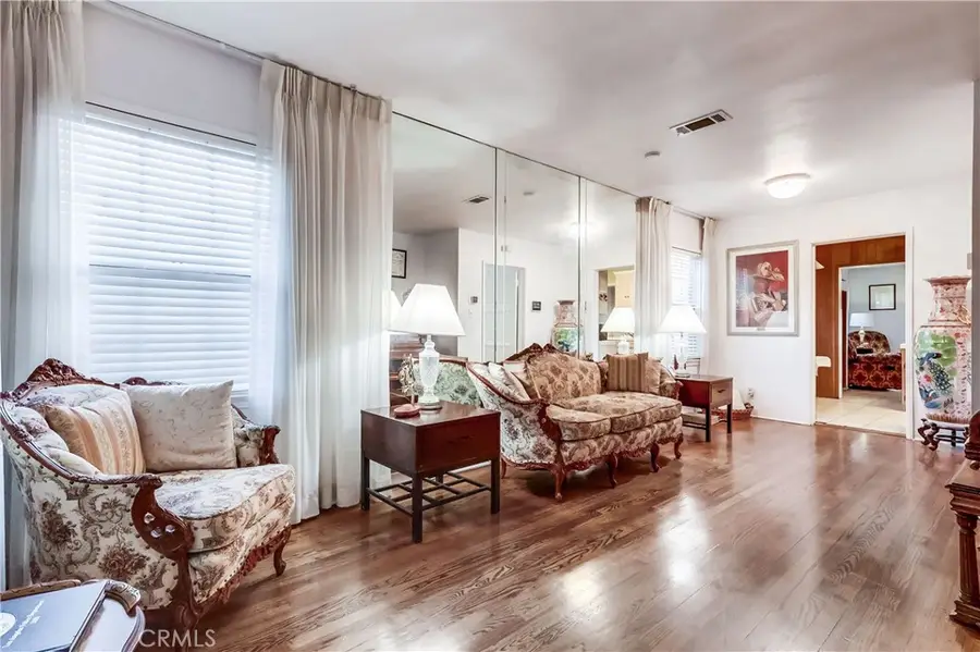 10441 W Zamora, Los Angeles, CA 90002 - #2