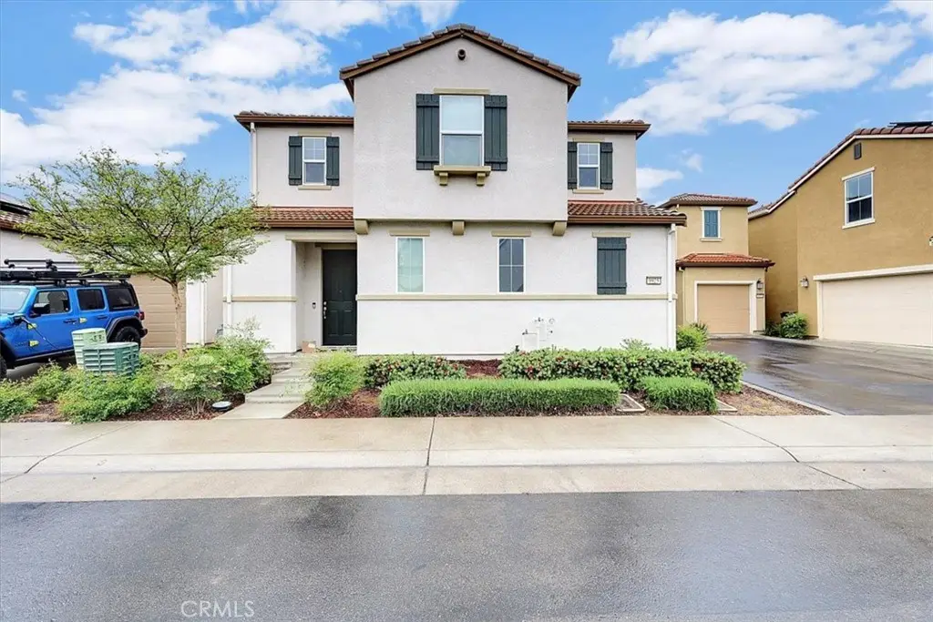 9925 Del Surf Ln, Elk Grove, CA 95757 - #1