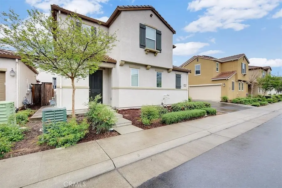 9925 Del Surf Ln, Elk Grove, CA 95757 - #2