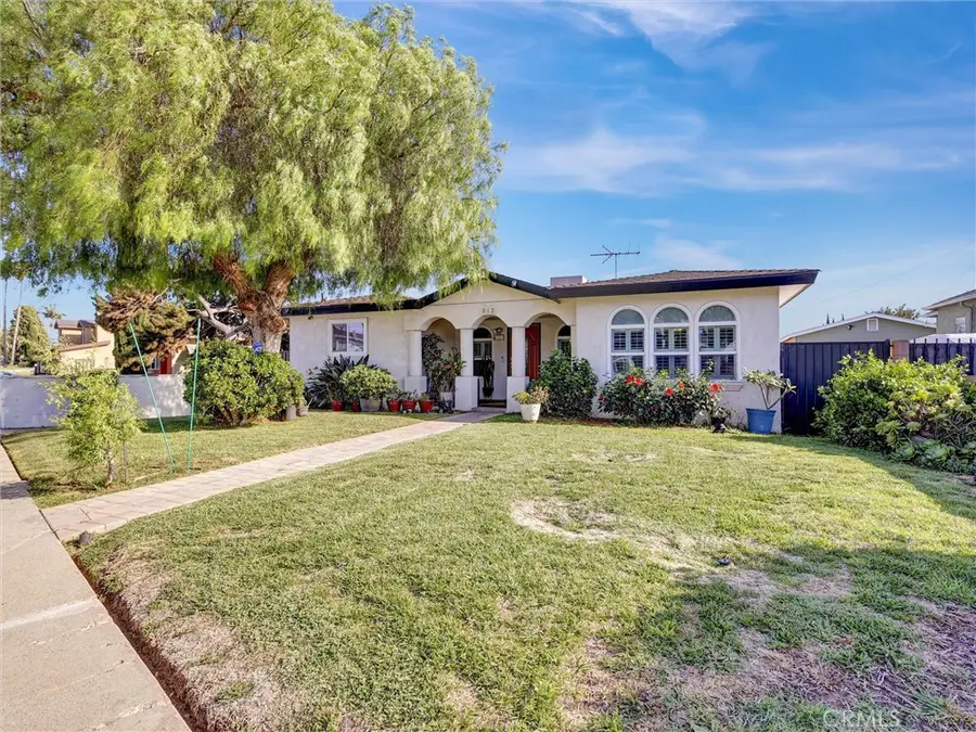 812 W Athens, Los Angeles, CA 90044 - #2