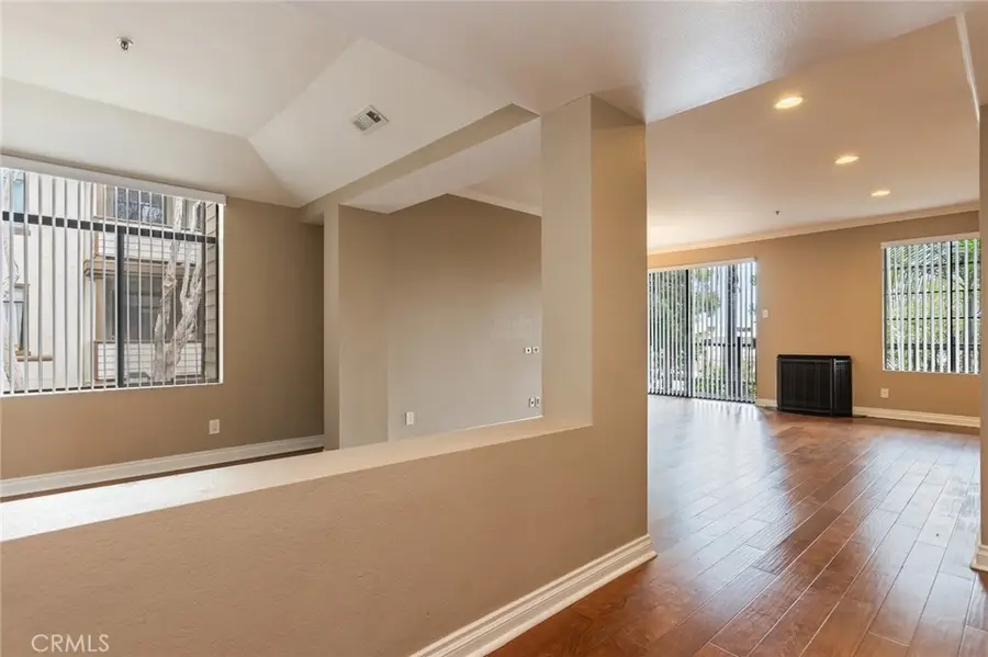 2559 Plaza Del Amo #201, Torrance, CA 90503 - #2