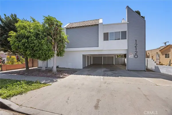 12120 215th Street, Hawaiian Gardens, CA 90716