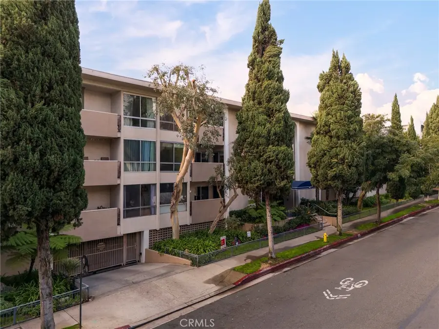 927 N Kings Road #118, West Hollywood, CA 90069 - #3