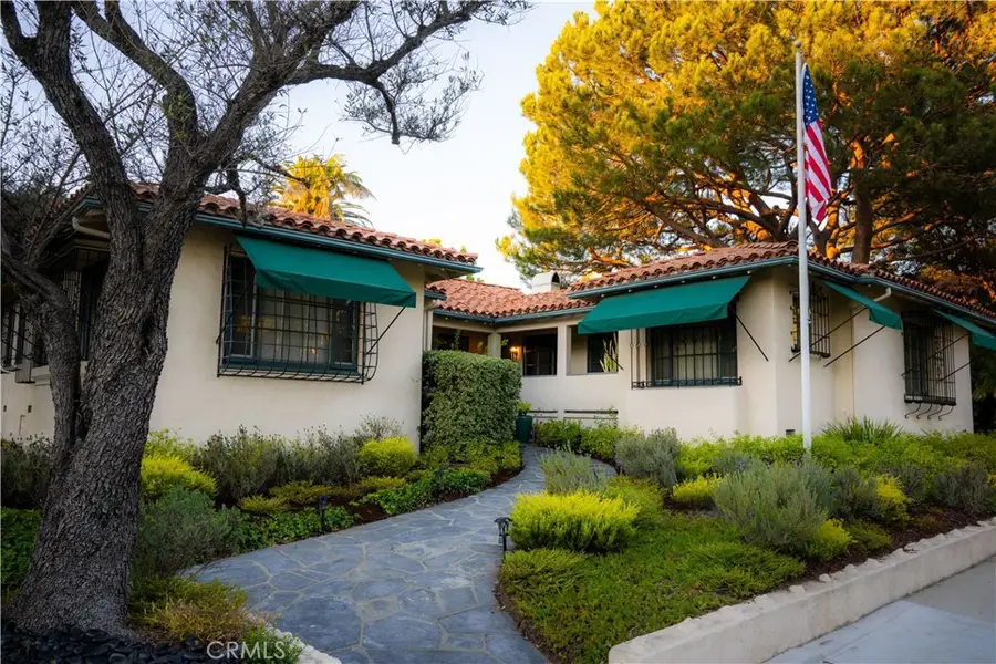 103 E Micheltorena Street, Santa Barbara, CA 93101 - #2