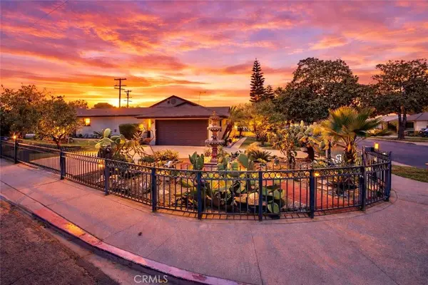 8525 Mcconnell, Los Angeles, CA 90045