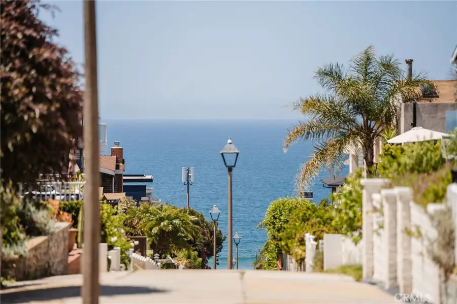 429 20th Street, Manhattan Beach, CA 90266 - #3