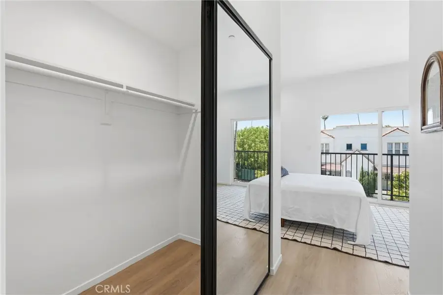 1428 S Cloverdale Avenue #1/2, Los Angeles, CA 90019 - #3