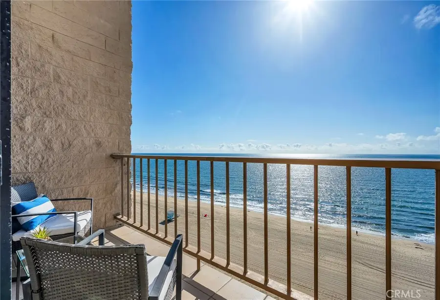727 Esplanade #306, Redondo Beach, CA 90277 - #3