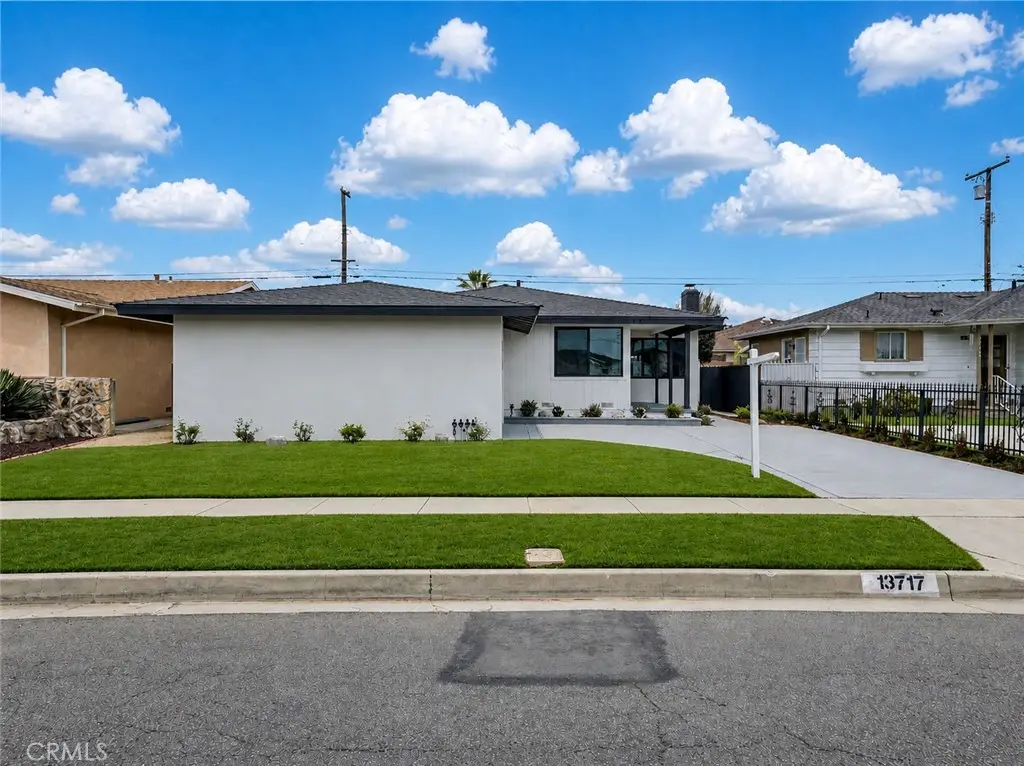 13717 Casimir Ave, Gardena, CA 90249 - #1