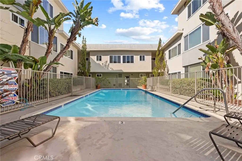 1525 N Hayworth Avenue #204, Los Angeles, CA 90046 - #1