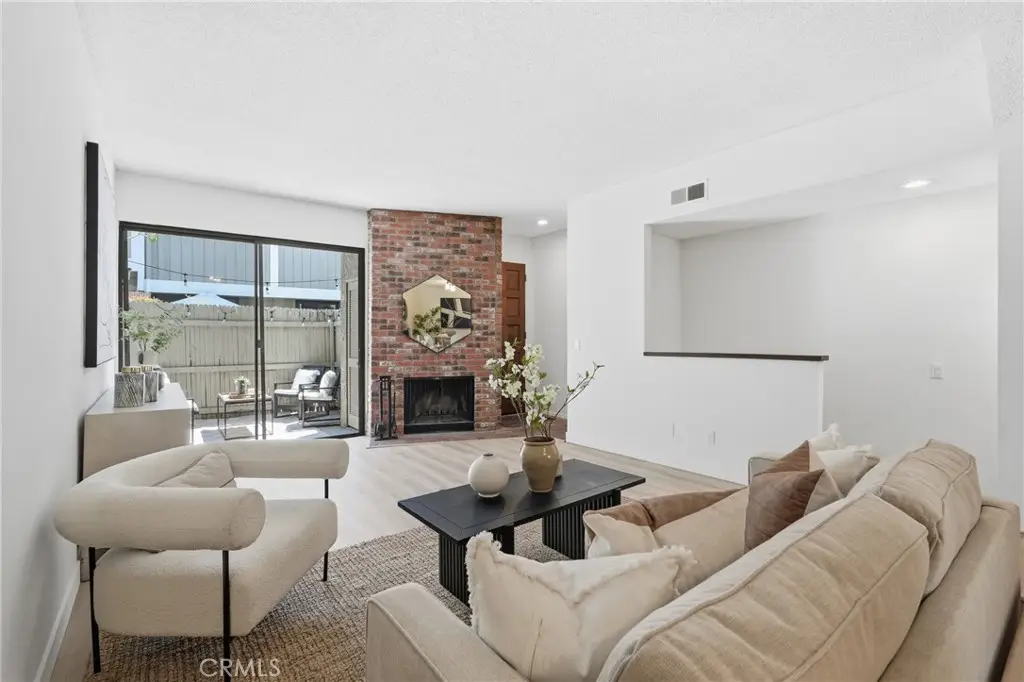 11656 Nebraska Avenue #5, Los Angeles, CA 90025 - #1