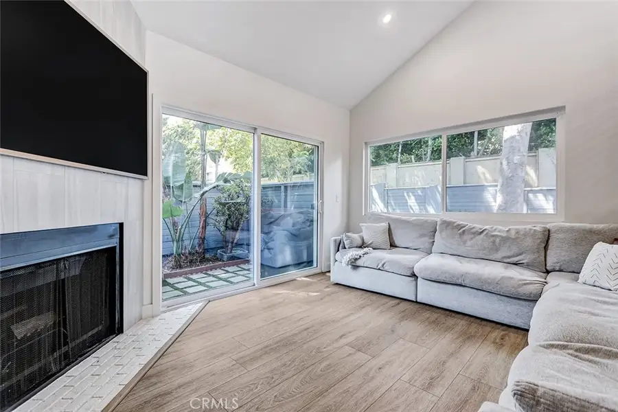 1917 Nelson Avenue #E, Redondo Beach, CA 90278 - #3