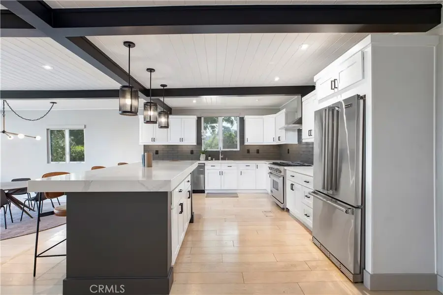 11661 Picturesque Dr, Studio City, CA 91604 - #2