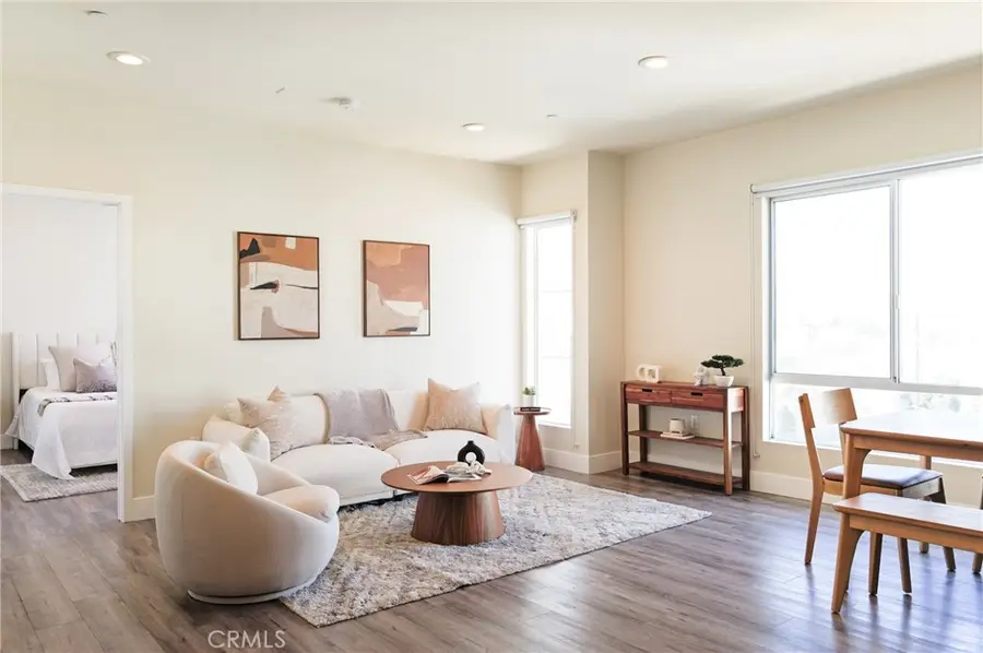1101 S Harvard, Los Angeles, CA 90006 - #3