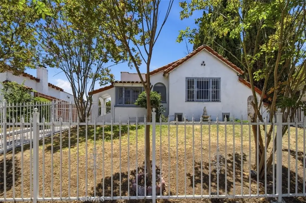 2136 W 75th Street, Los Angeles, CA 90047 - #1