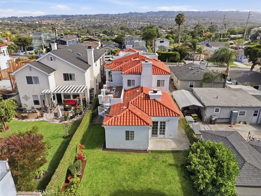 1021 Avenue D, Redondo Beach, CA 90277 - #2