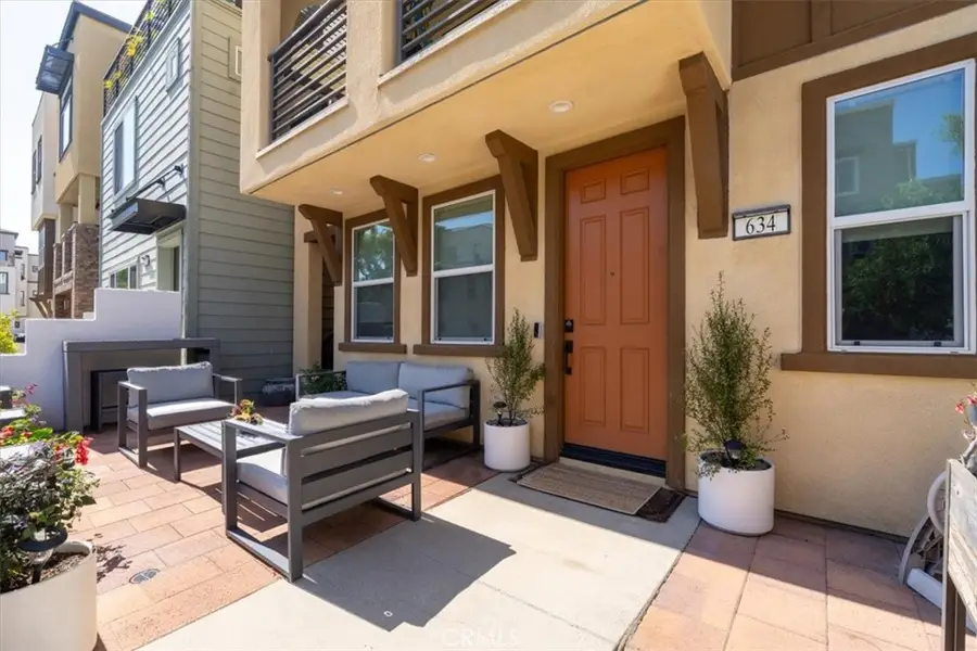 634 Daniel Freemann Cir, Inglewood, CA 90301 - #2