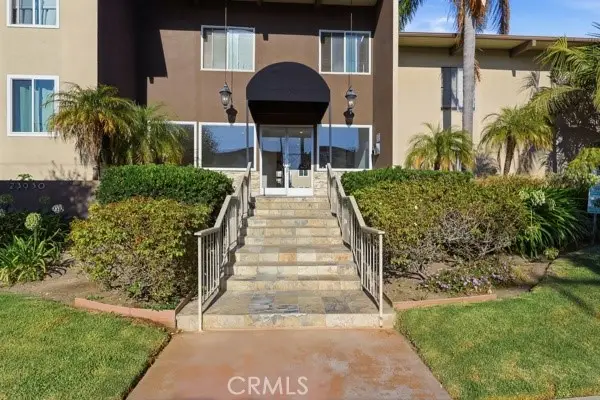 23930 Los Codona #206, Torrance, CA 90505 - #1